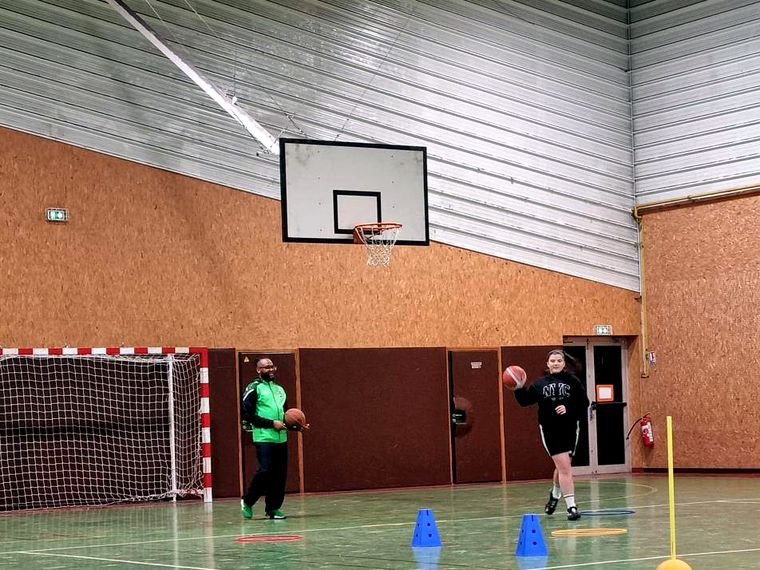 Séance d'entraînement au gymnase Aline Lecamus